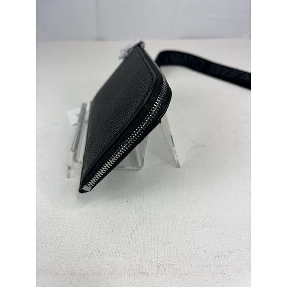 Calvin Klein Jeans Women's Zip Wristlet NWT - Picture 2 of 7